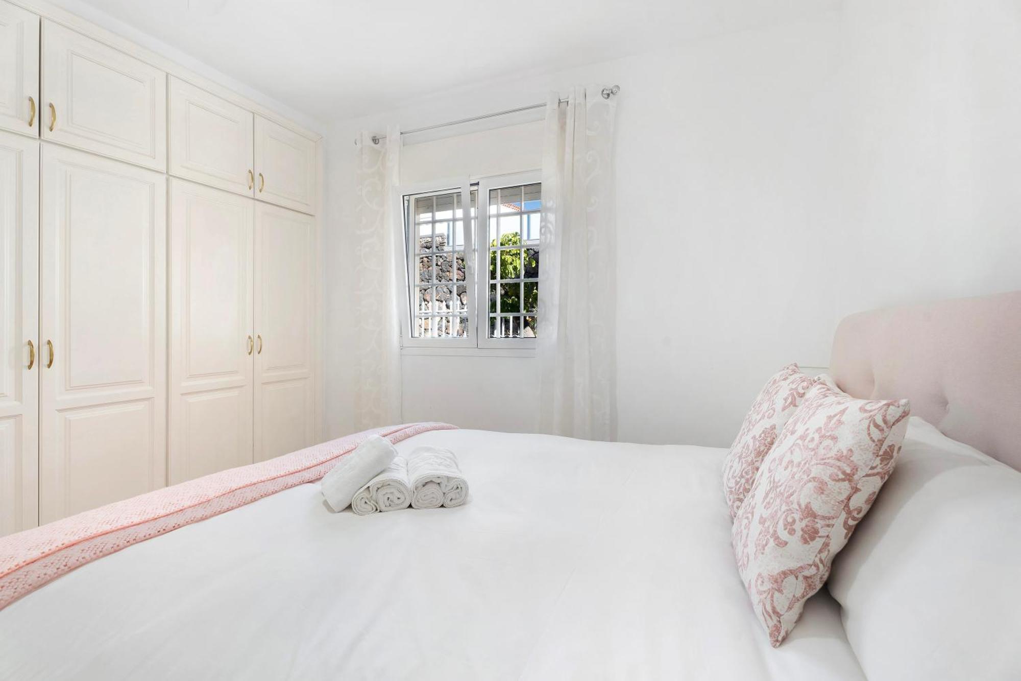 Casa Carla Private, Pool, Air By Paramount Holidays プエルト・デ・サンティアゴ エクステリア 写真