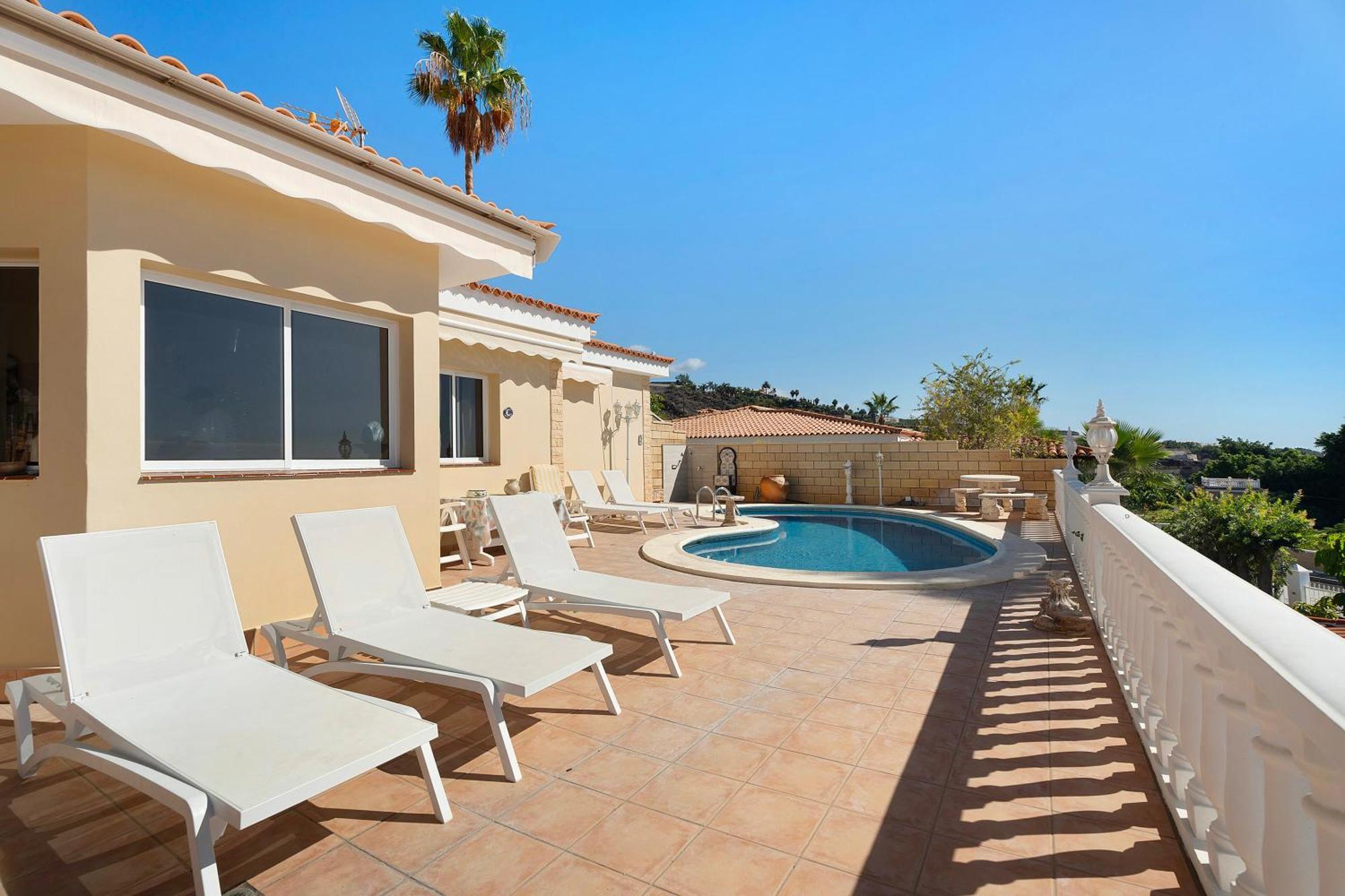 Casa Carla Private, Pool, Air By Paramount Holidays プエルト・デ・サンティアゴ エクステリア 写真